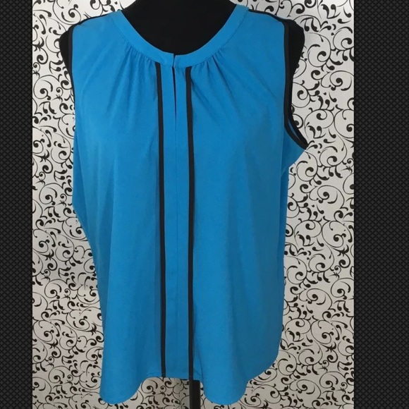 Calvin Klein Tops - Calvin Klein Blue V- Neckline Top